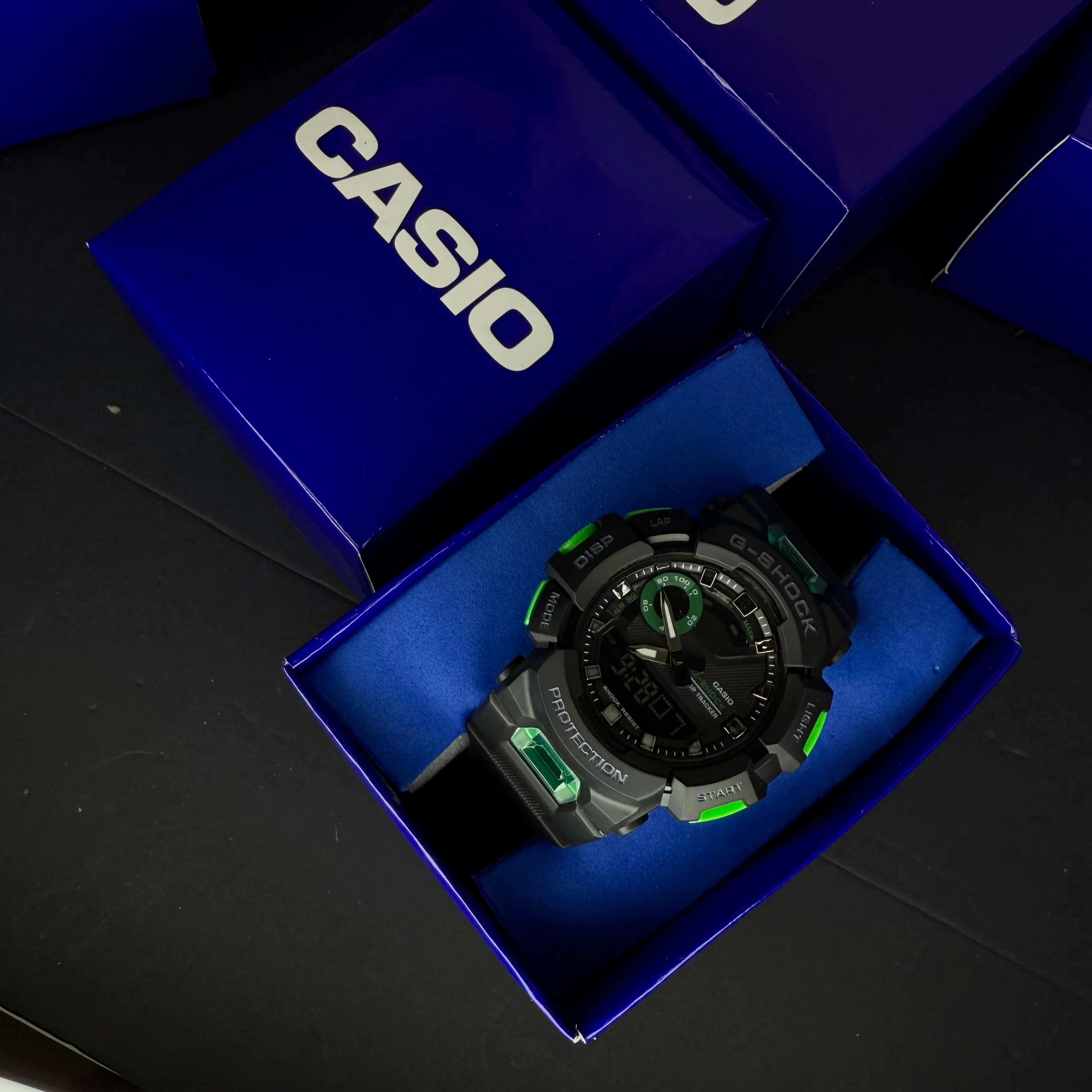 CASIO PARA HOMBRE G-SHOCK REF-GA900-NV - Image 4