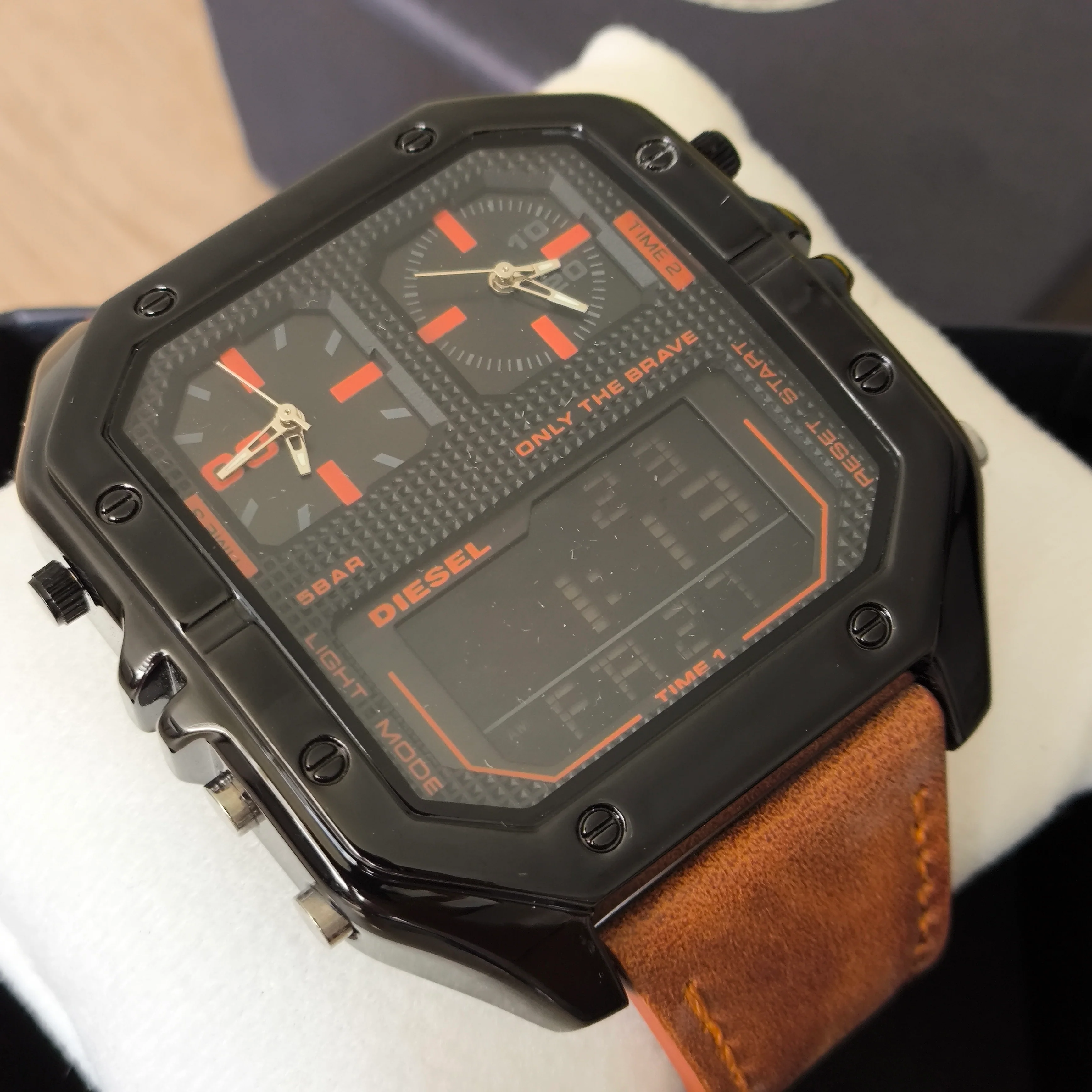 DIESEL TRIPLE MAQUINA PARA HOMBRE REF-MMN - Image 4