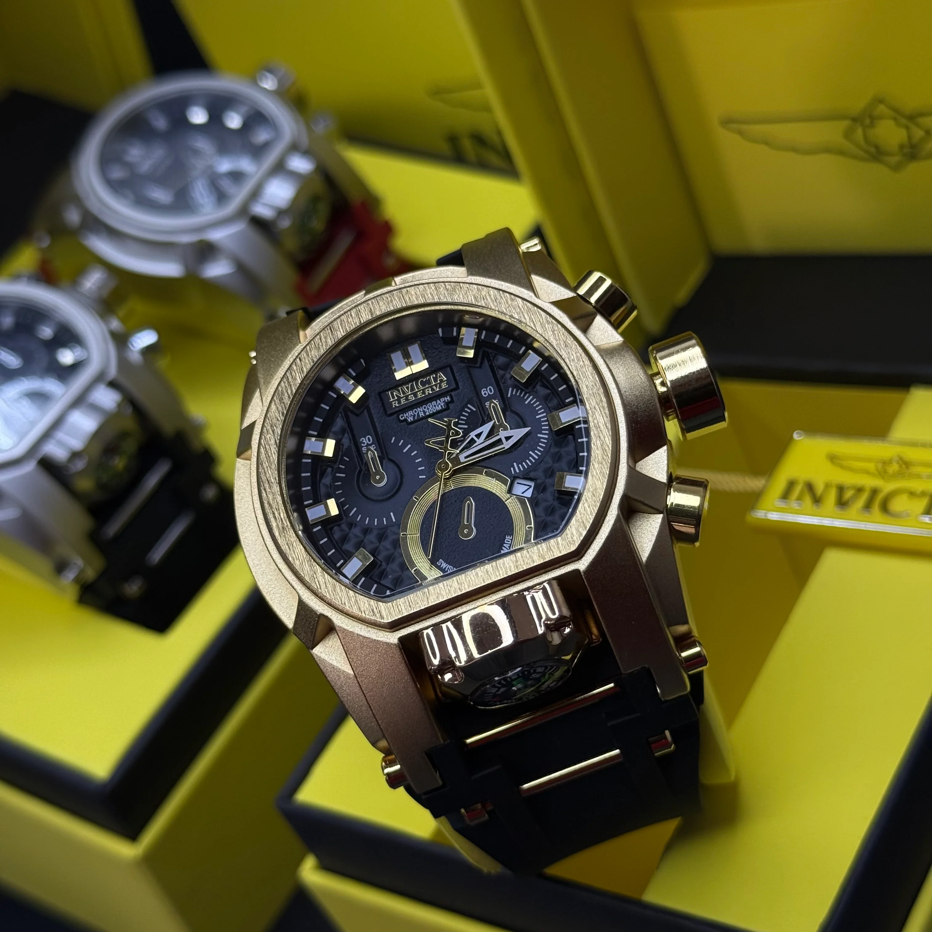 INVICTA BOLT ZEUS GOMA PARA HOMBRE REF-NN - Image 4