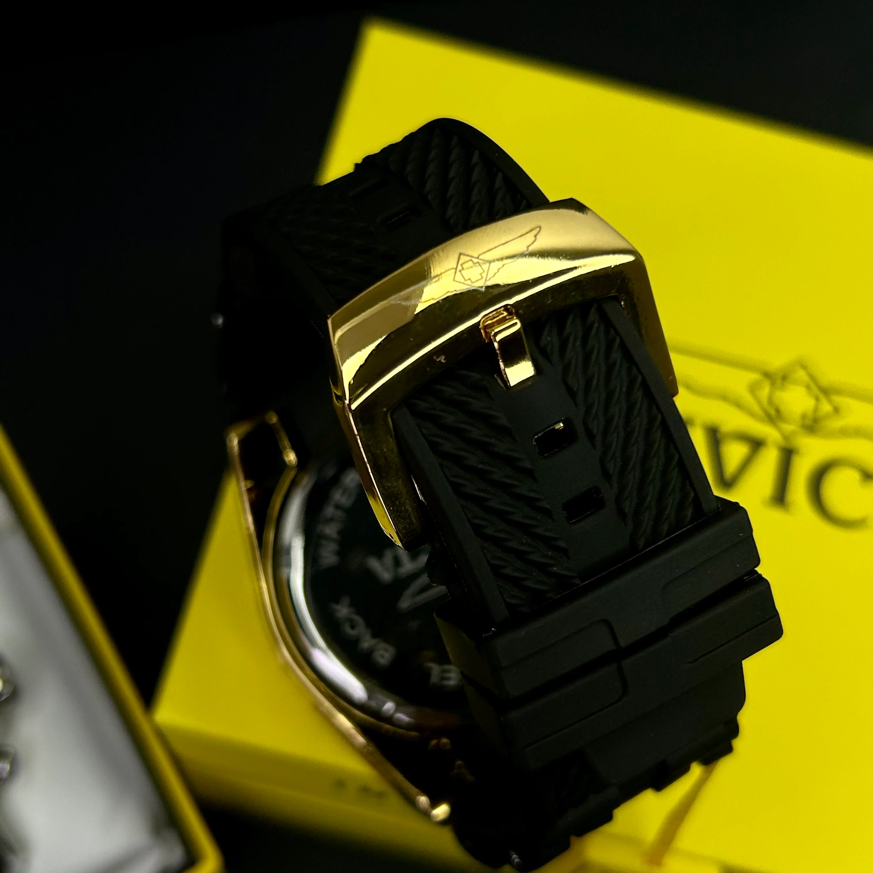 INVICTA BOLT RESERVER SUBAOUA PARA HOMBRE REF-DD - Image 14