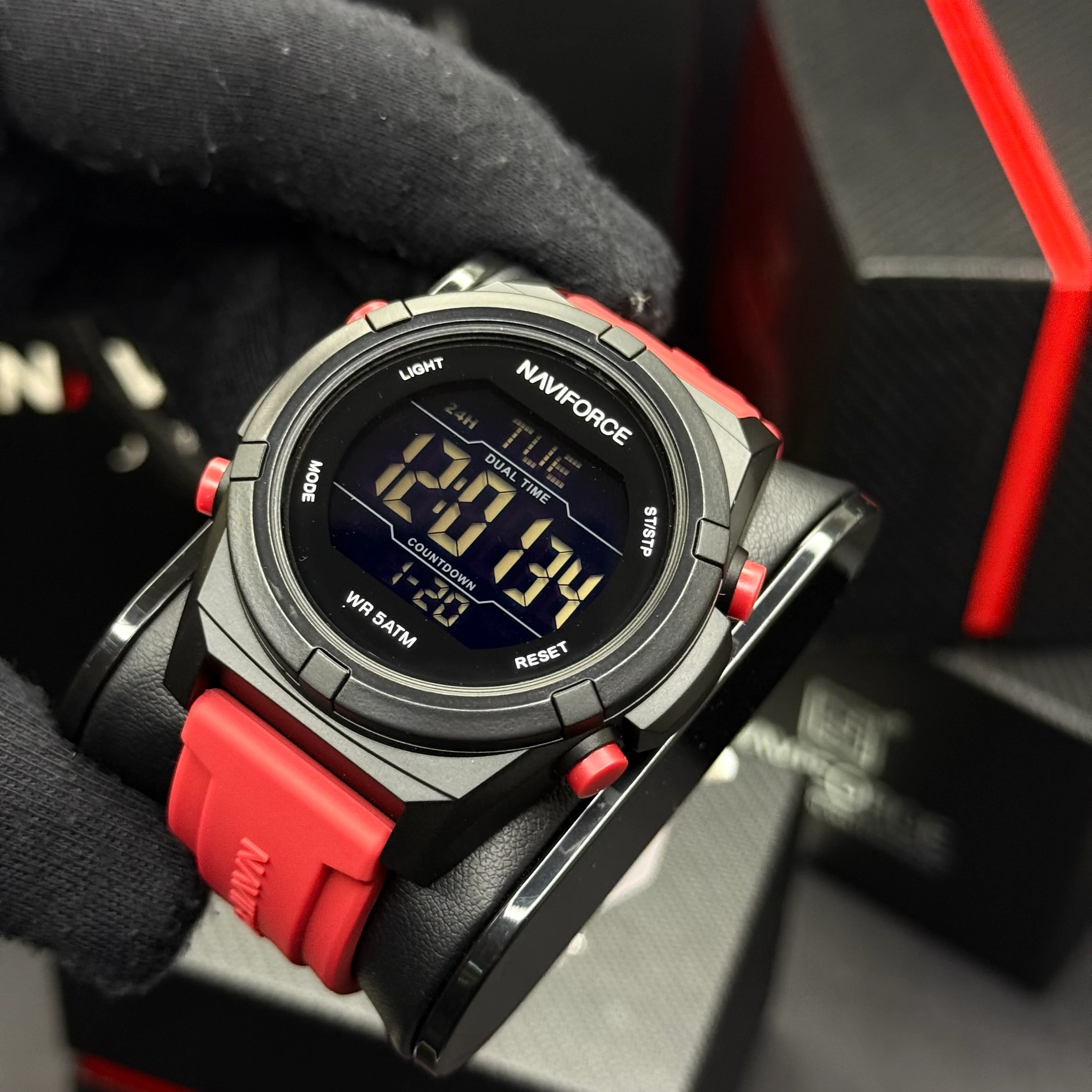 NAVIFORCE ORIGINAL PARA HOMBRE REF NF7127-R - Image 2